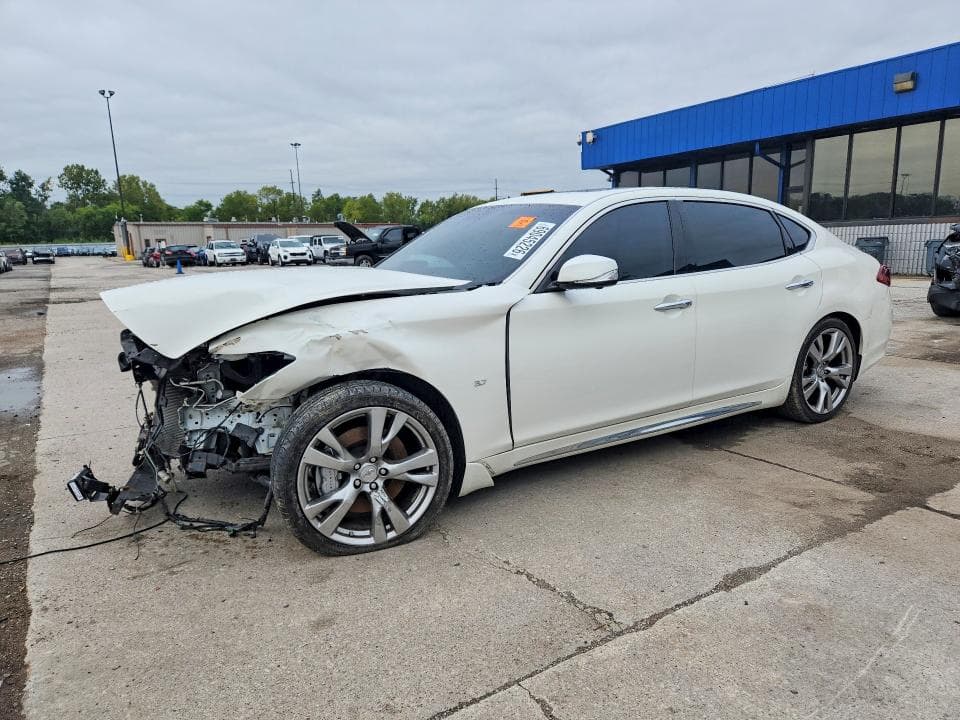 2017 INFINITI Q70L 3.7 - 1
