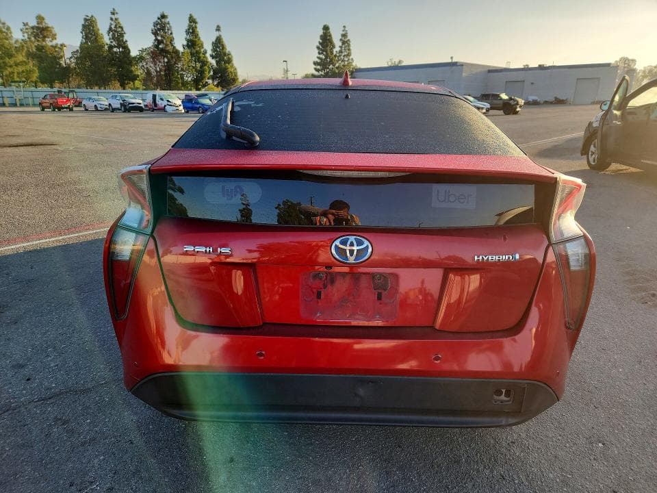 2017 TOYOTA PRIUS TWO 6