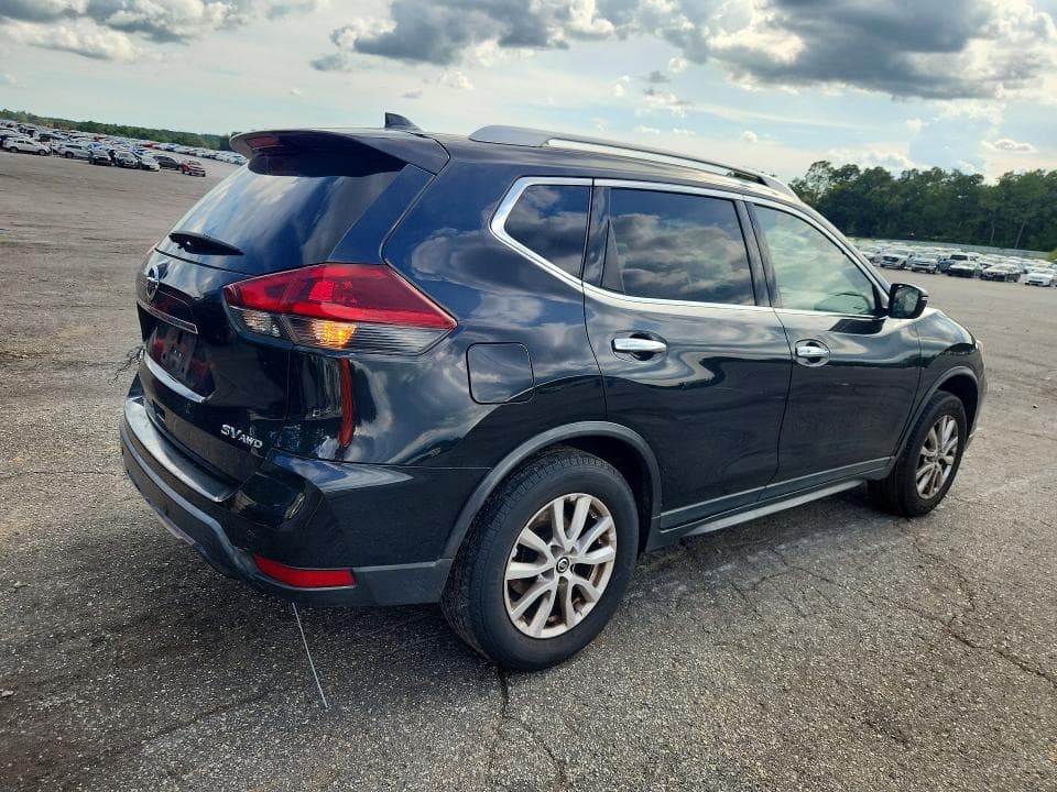 2020 NISSAN ROGUE SV 3