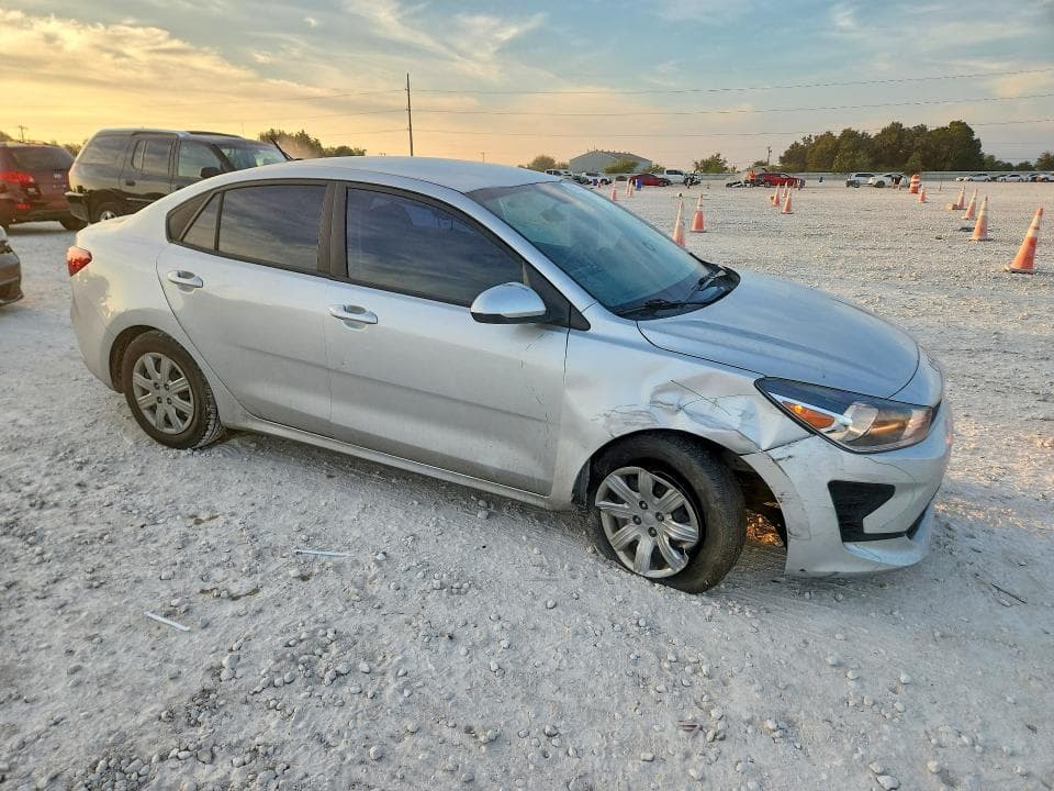 2023 KIA RIO S 4