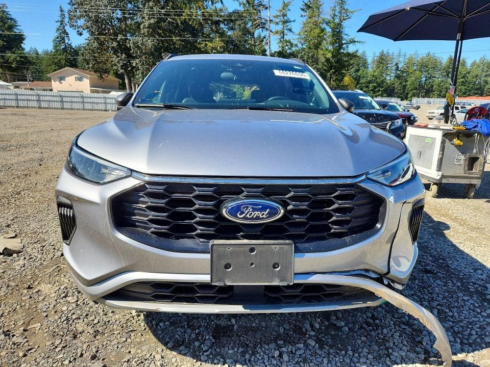 2024 FORD ESCAPE ST LINE 5