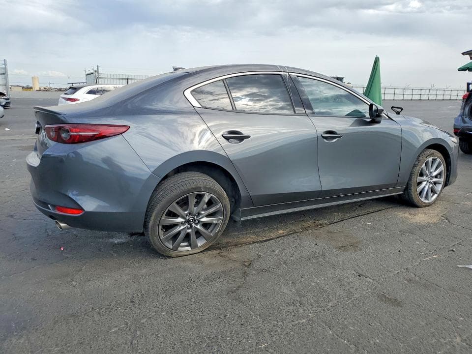 2021 MAZDA 3 PREMIUM 3
