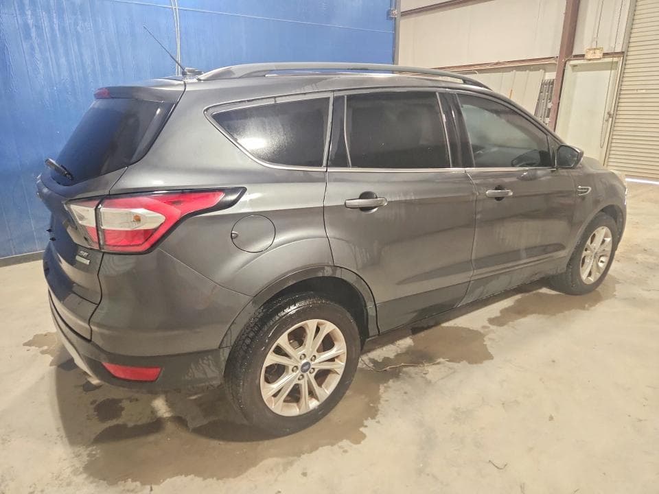 2018 FORD ESCAPE SE 3