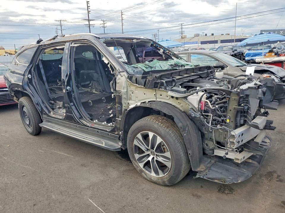 2023 TOYOTA HIGHLANDER L 4