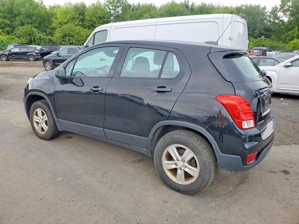 2017 CHEVROLET TRAX LS 2
