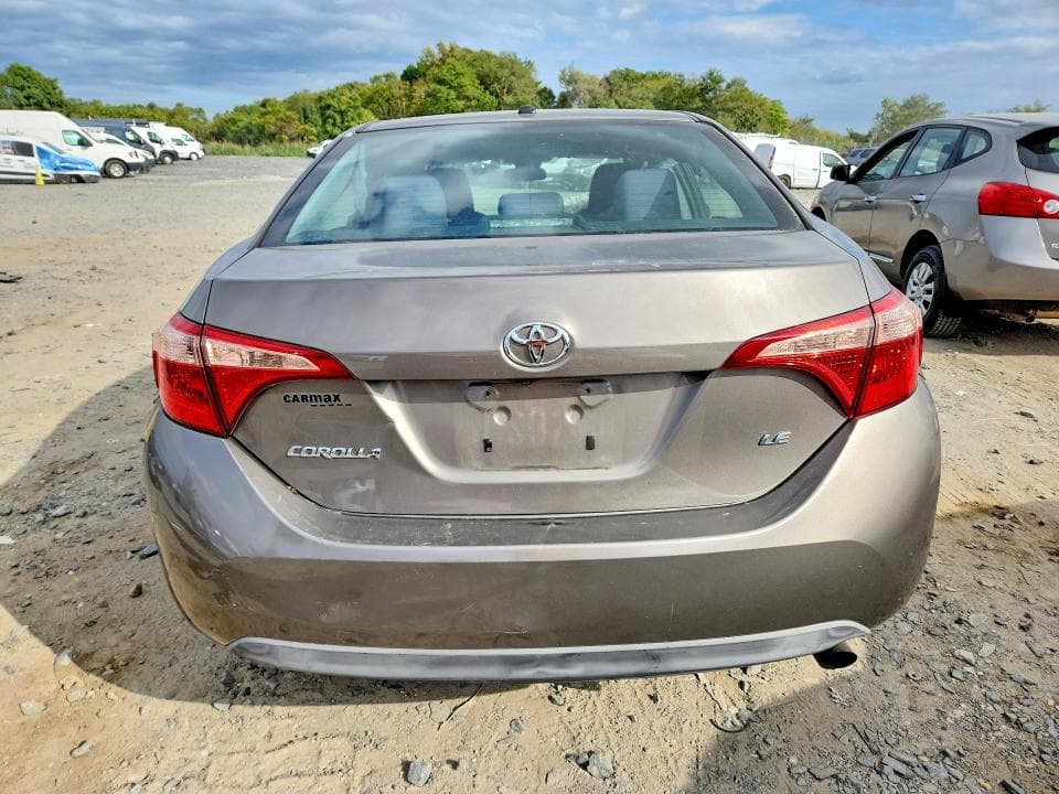 2017 TOYOTA COROLLA LE 6
