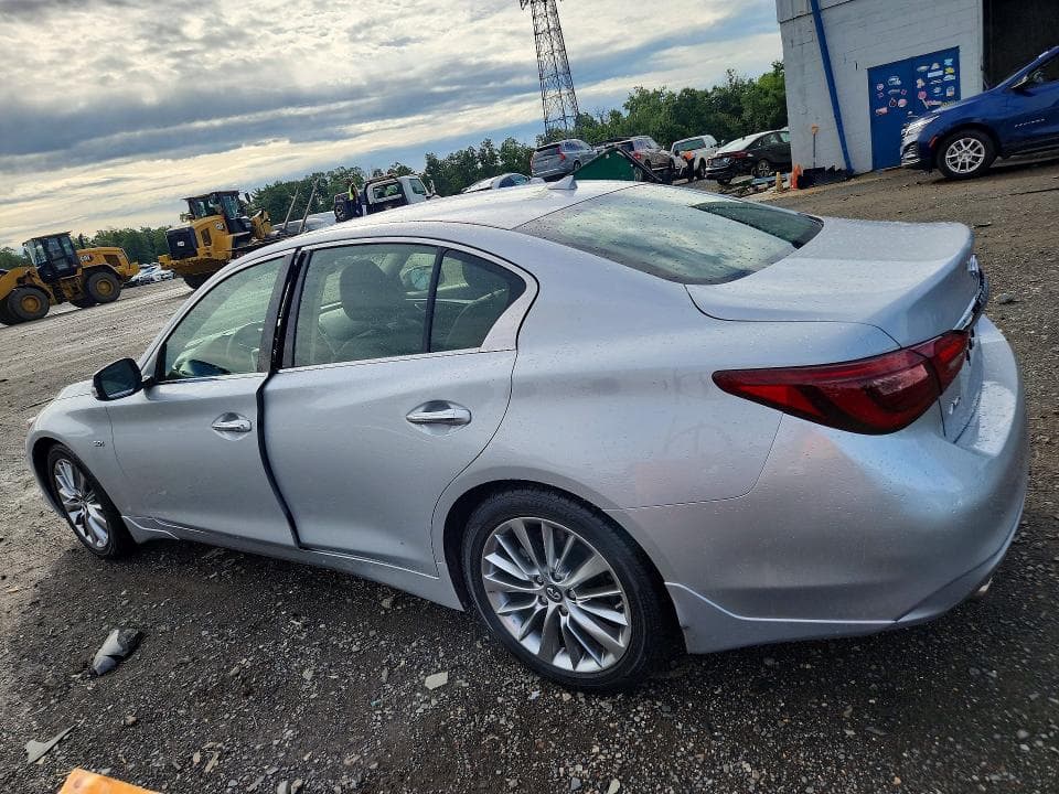 2018 INFINITI Q50 3.0T LUXE 2