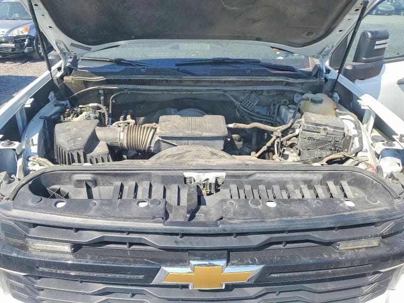 2024 CHEVROLET SILVERADO K2500 HEAVY DUTY 11
