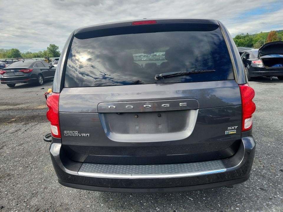 2019 DODGE GRAND CARAVAN SXT 6