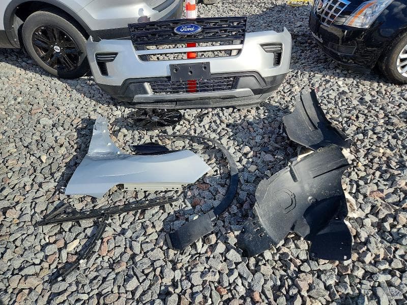 2019 FORD EXPLORER XLT 13