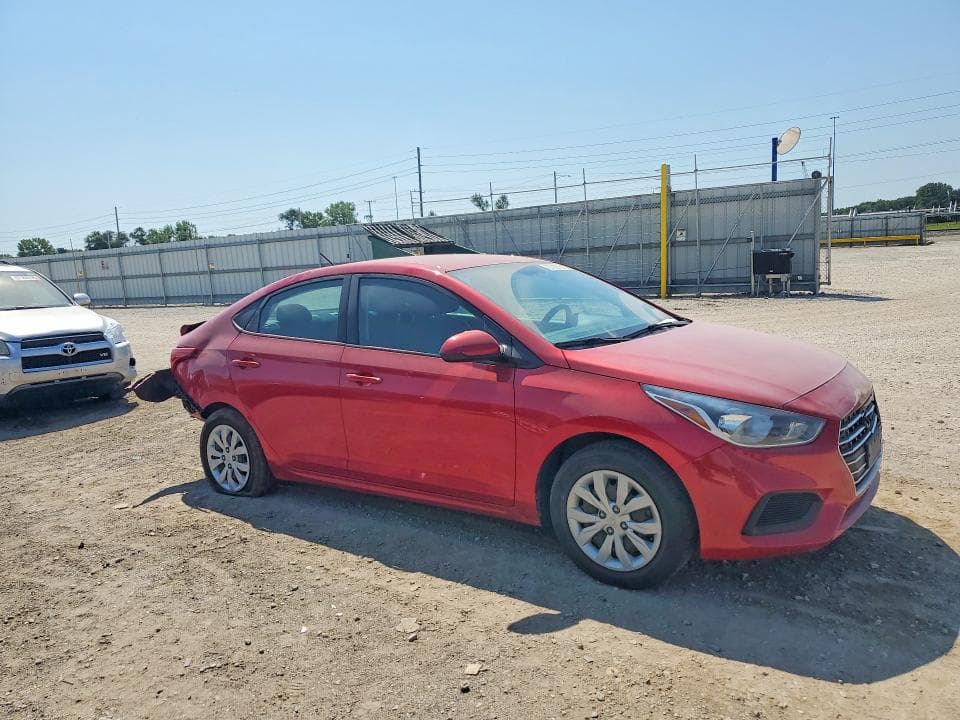 2022 HYUNDAI ACCENT SE 4