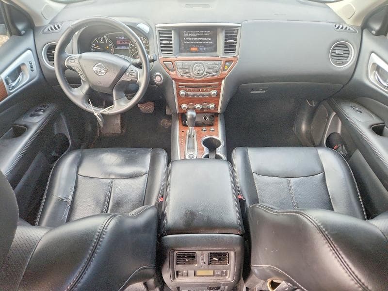 2017 NISSAN PATHFINDER PLATINUM 8
