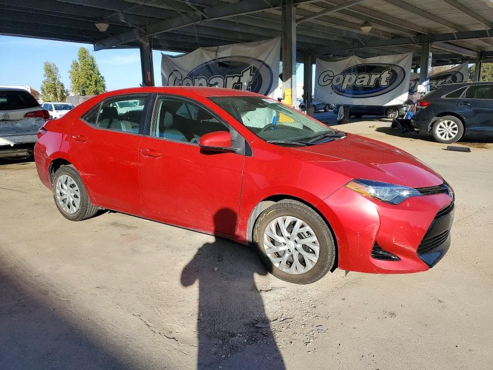 2018 TOYOTA COROLLA LE 4