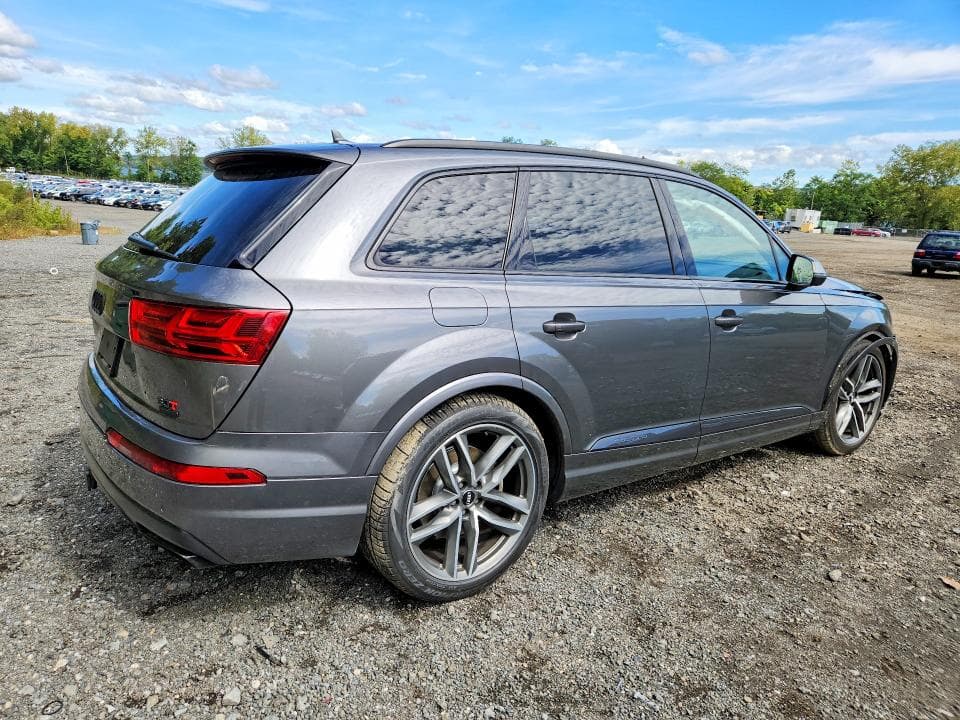 2018 AUDI Q7 3