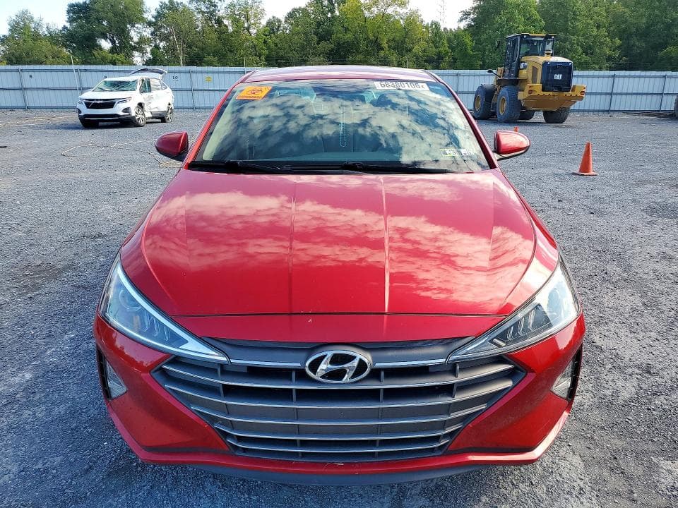 2020 HYUNDAI ELANTRA SE 5