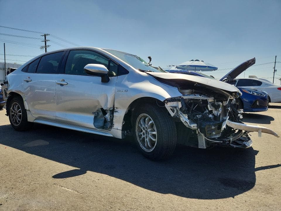 2020 TOYOTA COROLLA LE 4