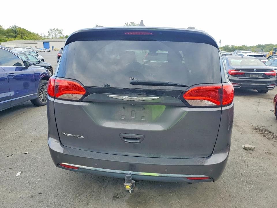 2018 CHRYSLER PACIFICA TOURING L 6
