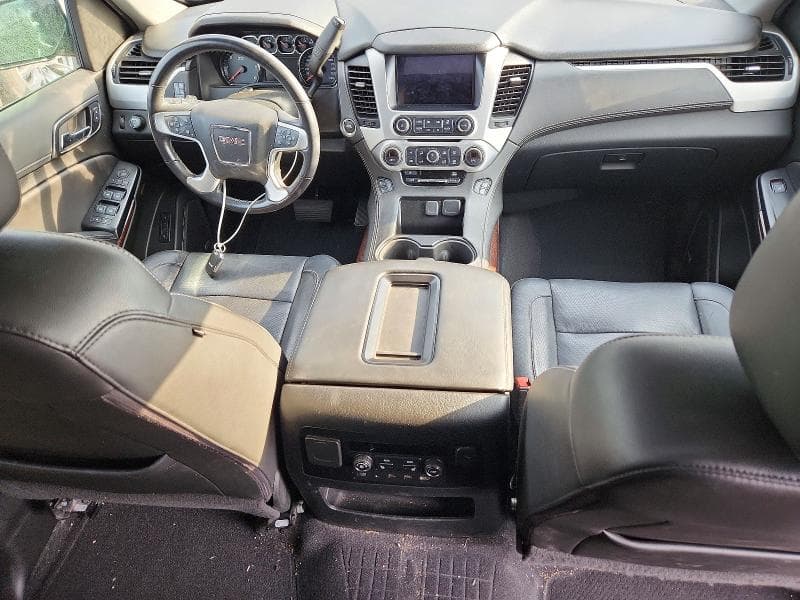 2020 GMC YUKON SLT 8