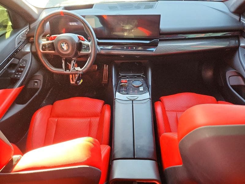 2025 BMW M5 8