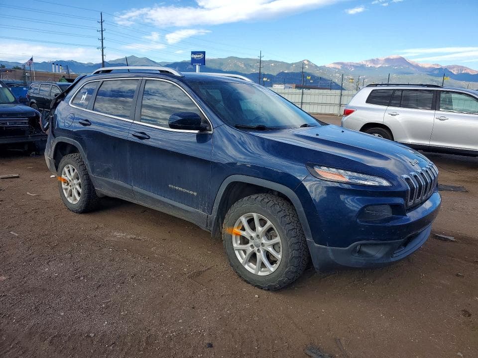 2018 JEEP CHEROKEE LATITUDE PLUS 4