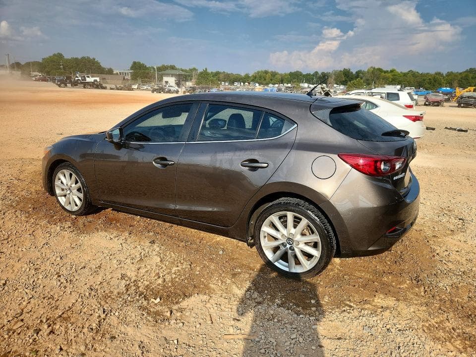 2017 MAZDA 3 TOURING 2