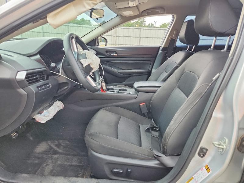 2019 NISS ALTIMA 7