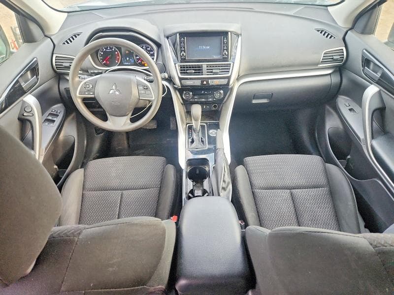 2019 MITSUBISHI ECLIPSE CROSS ES 8