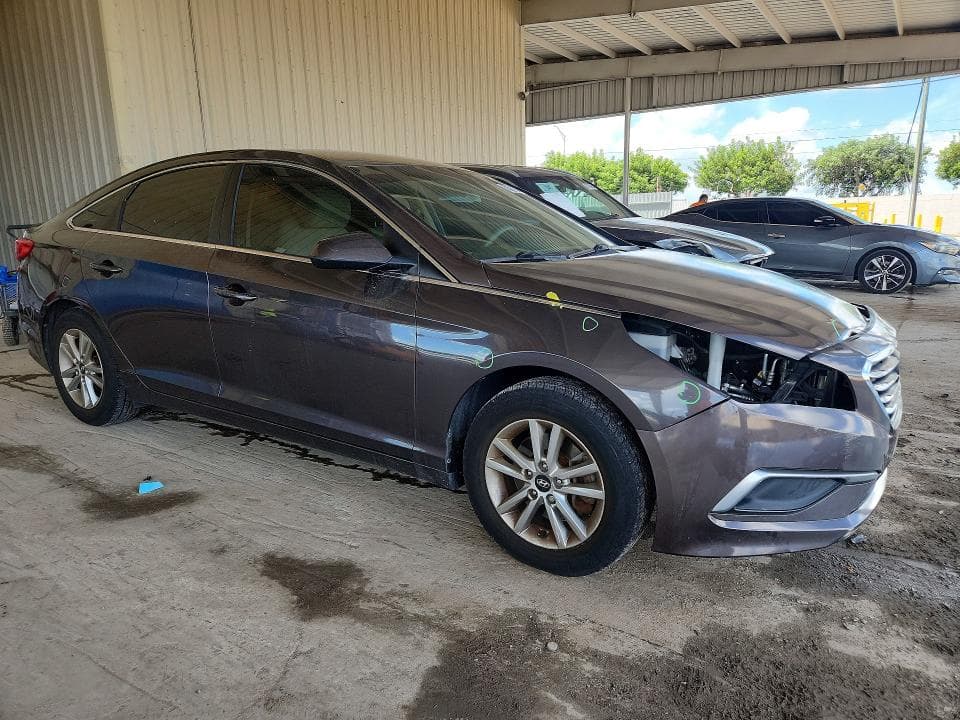 2017 HYUNDAI SONATA SE 4