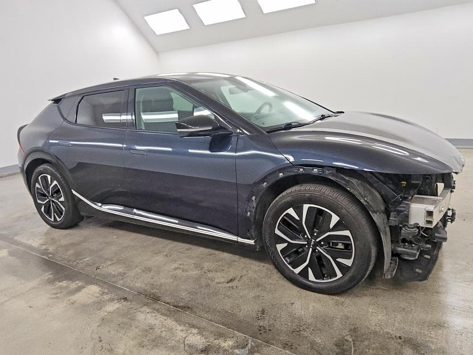 2023 KIA EV6 WIND 4