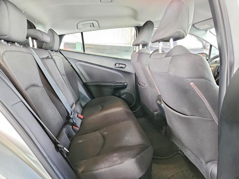 2021 TOYOTA PRIUS LE AWD-E 10