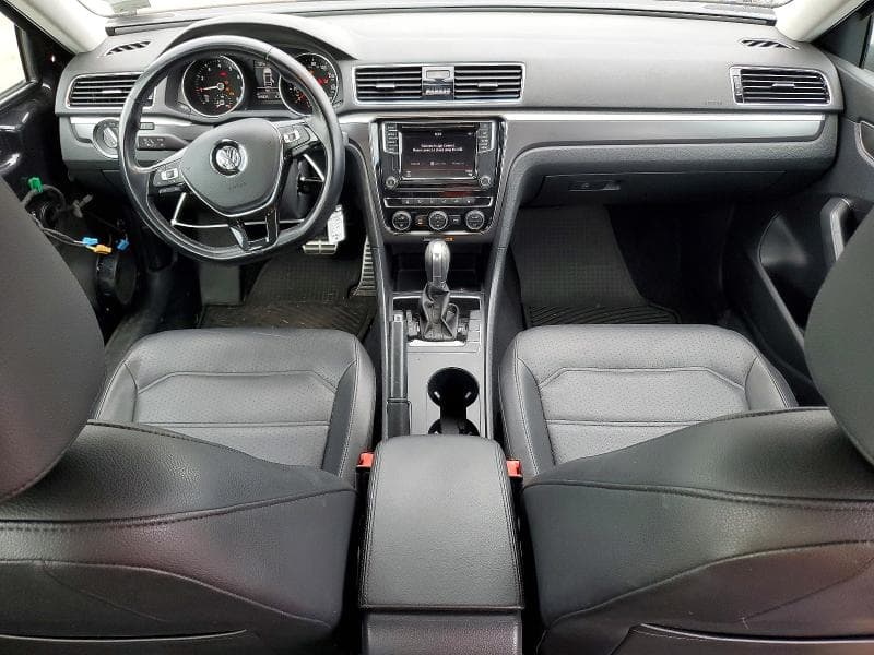 2018 VOLKSWAGEN PASSAT S 8