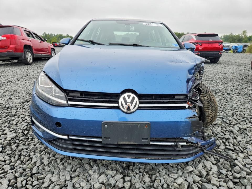 2021 VOLKSWAGEN GOLF 5
