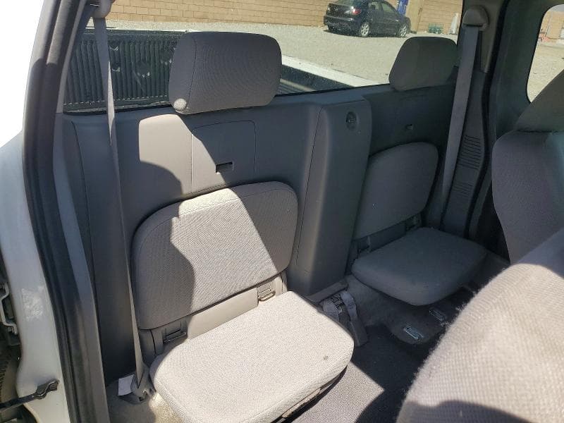 2018 NISSAN FRONTIER S 10