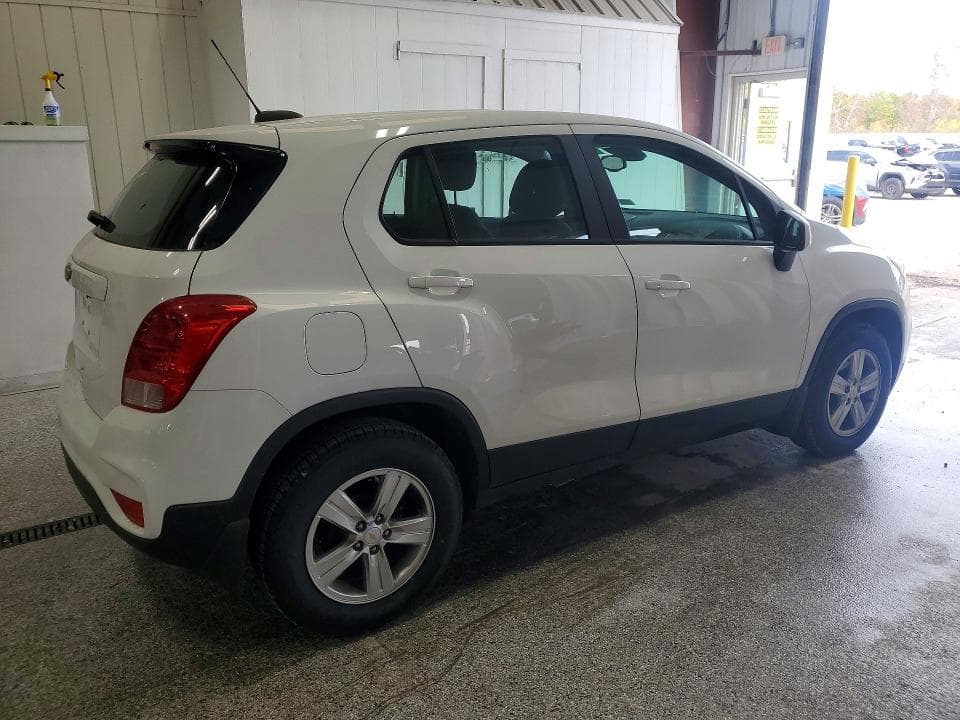 2020 CHEVROLET TRAX LS 3