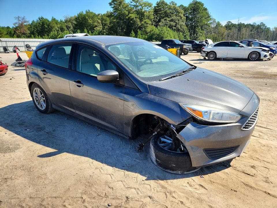 2018 FORD FOCUS SE 4