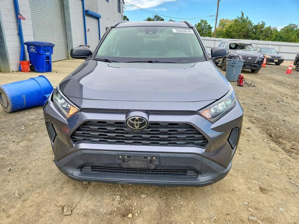 2019 TOYOTA RAV4 LE 5