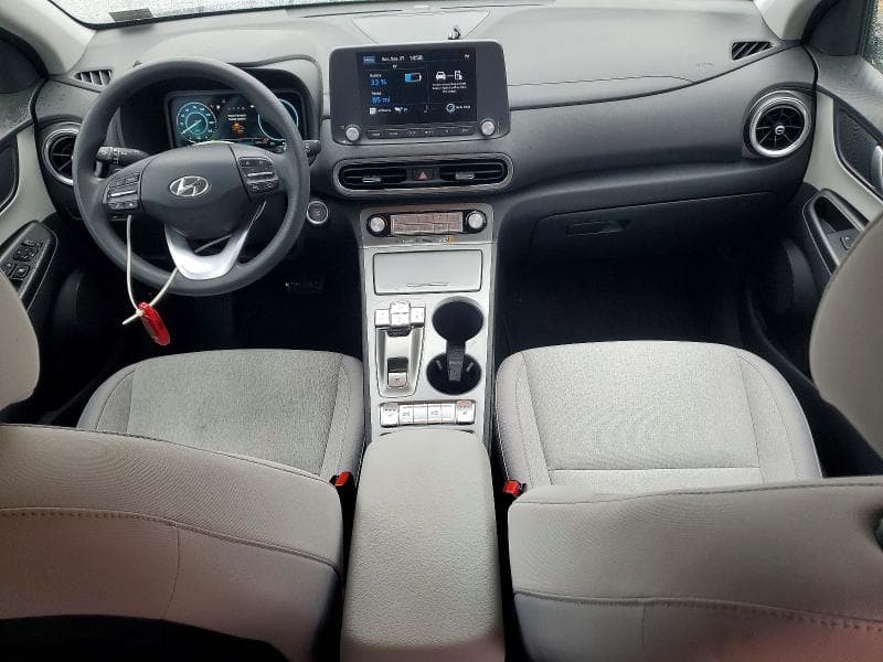2023 HYUNDAI KONA SE 8