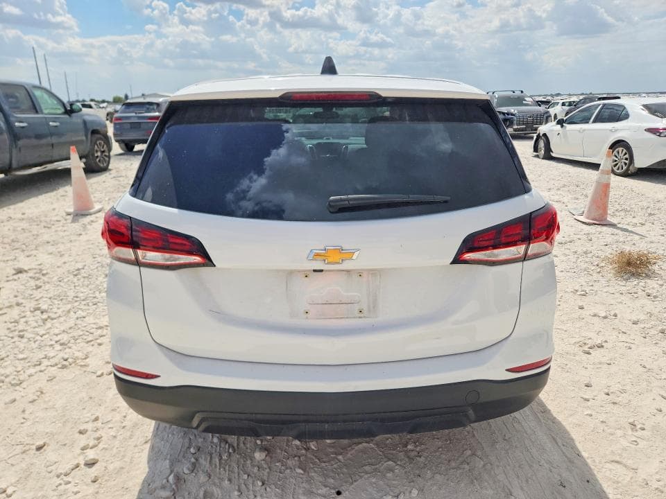 2022 CHEVROLET EQUINOX LS 6