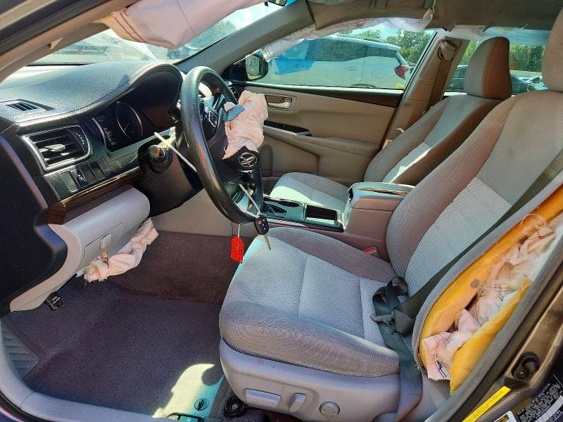 2017 TOYOTA CAMRY LE 7
