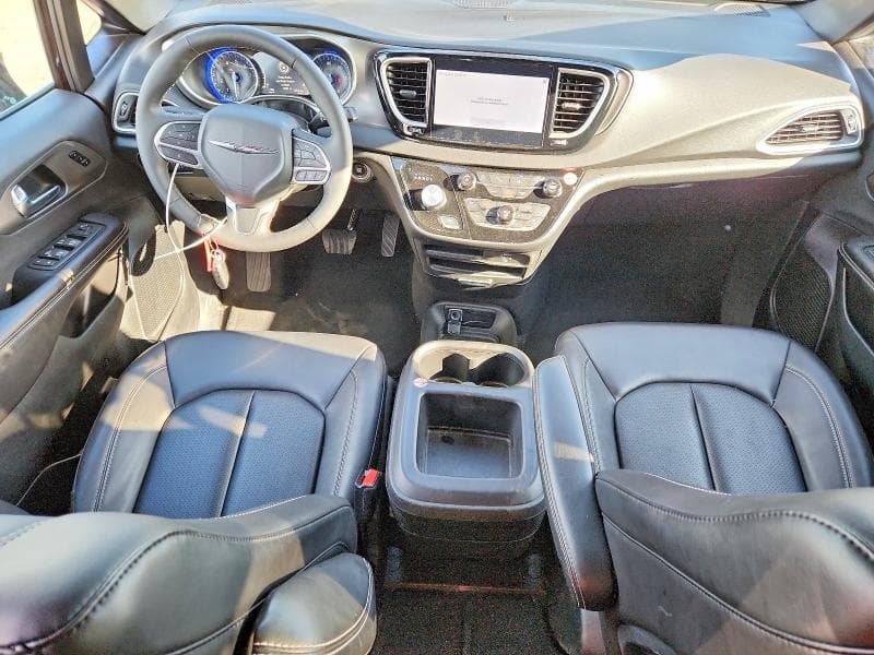 2026 CHRYSLER PACIFICA SELECT 8