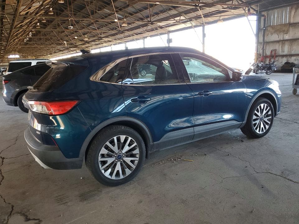 2020 FORD ESCAPE TITANIUM 3