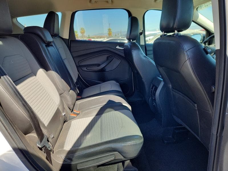 2018 FORD ESCAPE SE 10
