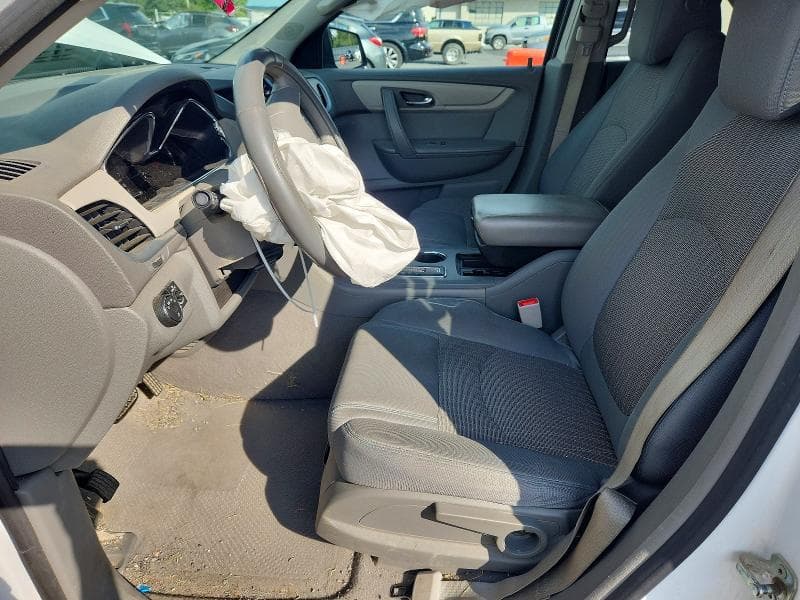 2017 CHEVROLET TRAVERSE LS 7