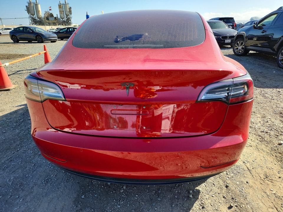 2018 TESLA MODEL 3 6