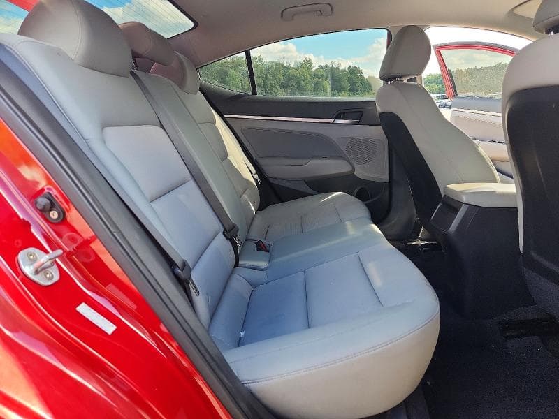 2017 HYUNDAI ELANTRA SE 10