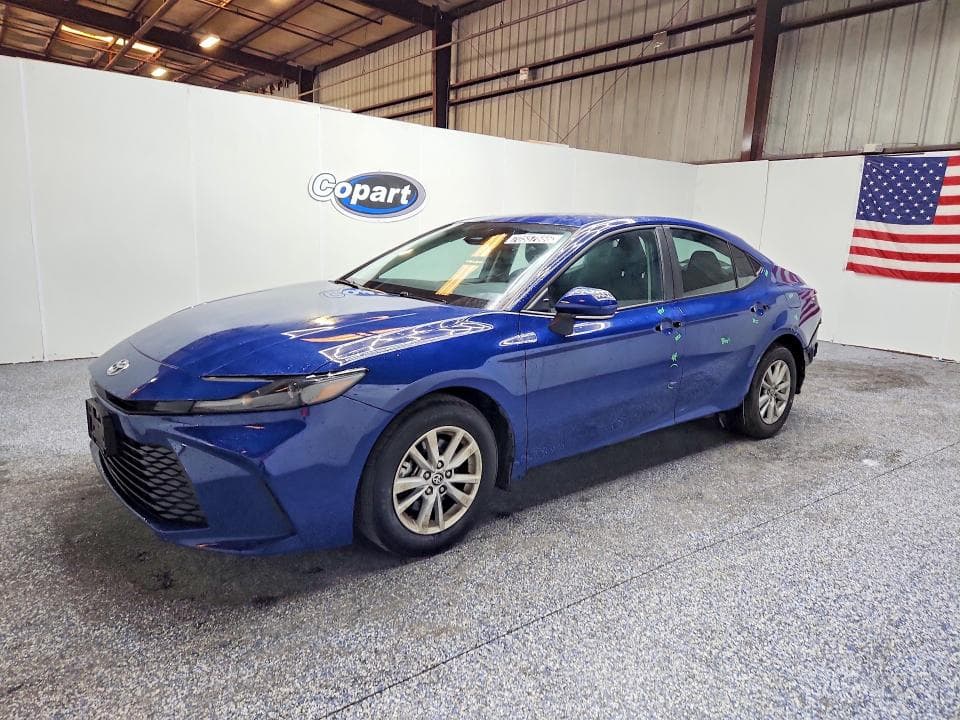 2025 TOYOTA CAMRY LE