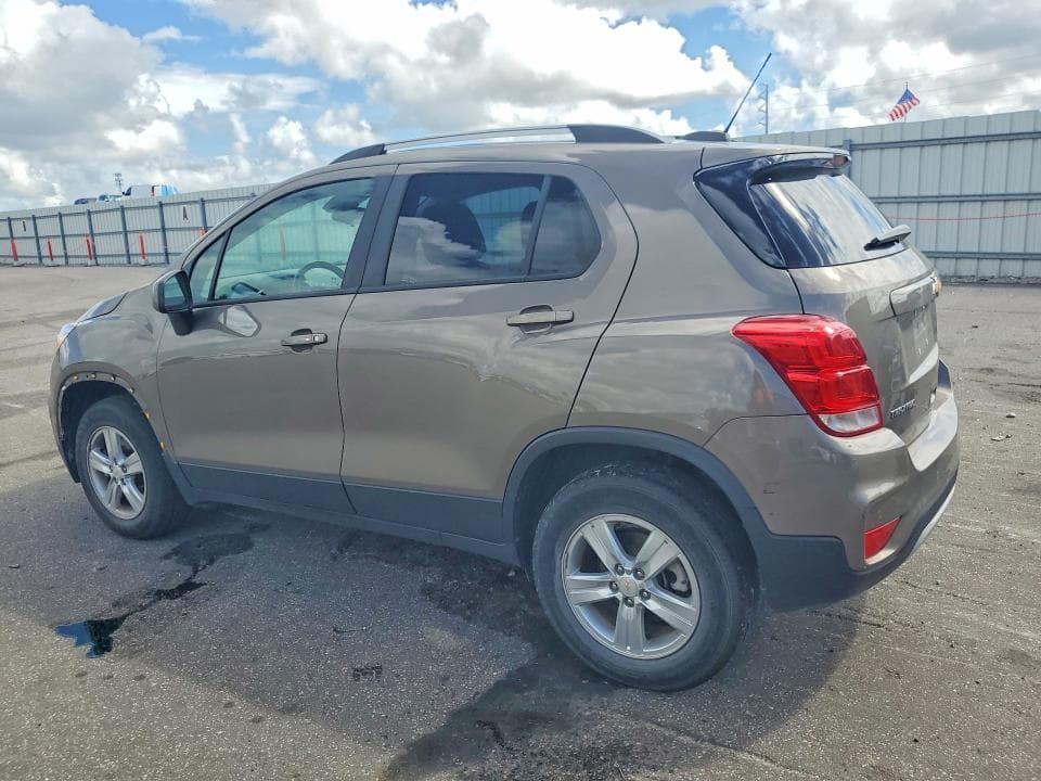 2021 CHEVROLET TRAX 1LT 2