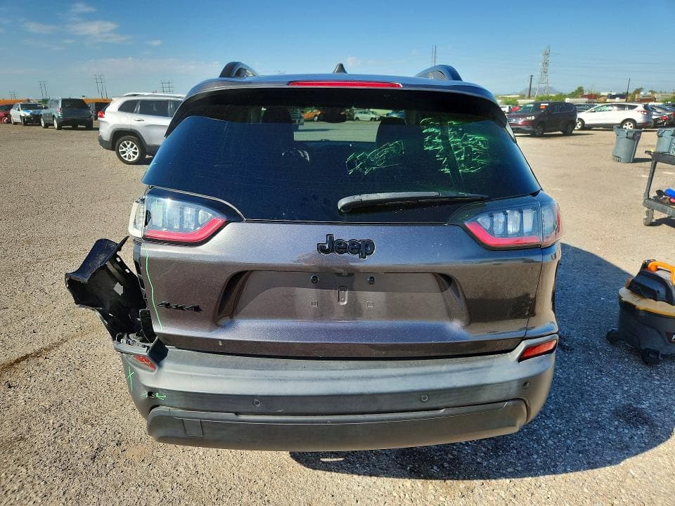 2021 JEEP CHEROKEE LATITUDE PLUS 6