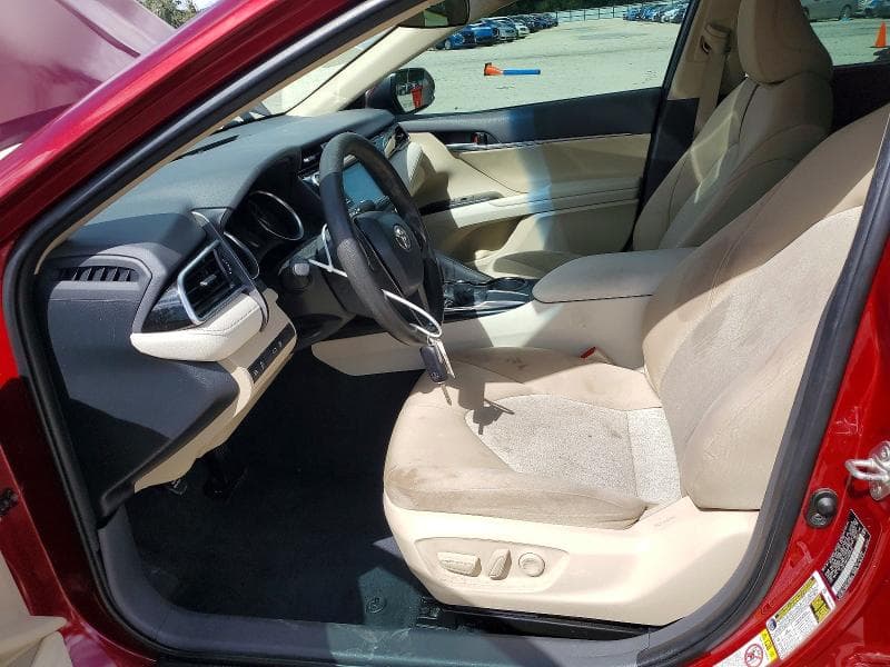 2018 TOYOTA CAMRY LE 7