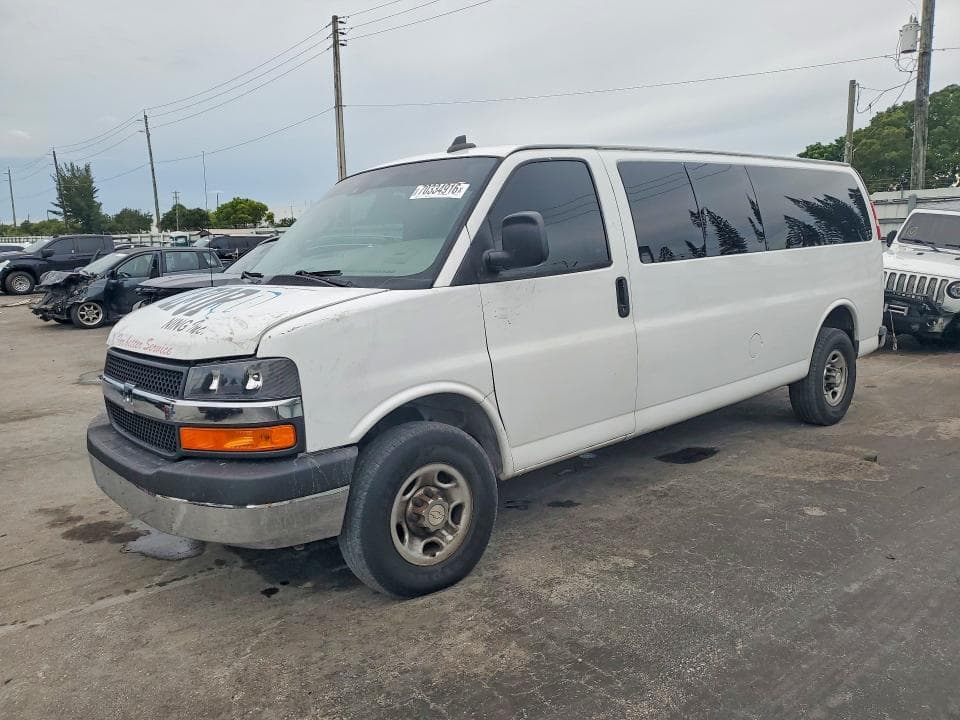 2019 CHEVROLET EXPRESS G3500 LT